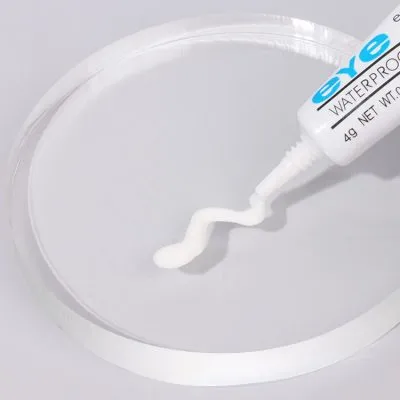 Strip Lash Glue - Image 7